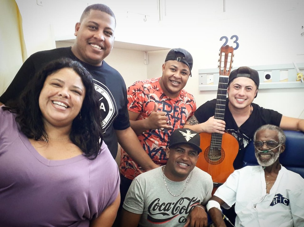 Hospital atende sonho de paciente com câncer e realiza roda de samba — Foto: Arquivo pessoal