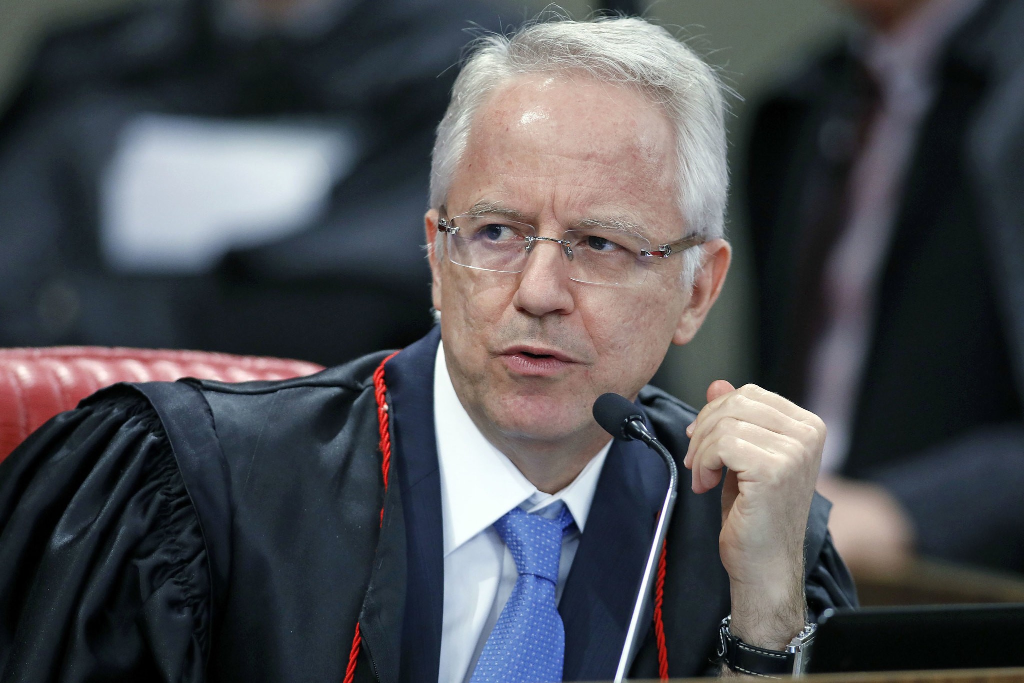 Ministro substituto do TSE renuncia, e Cármen Lúcia assume análise sobre propaganda eleitoral