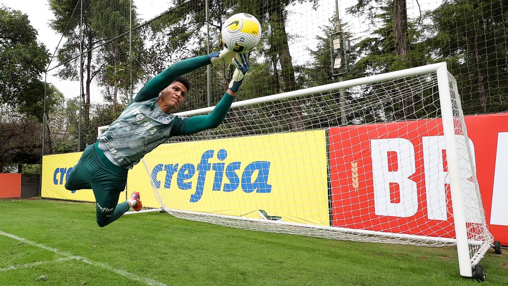 Goleiro titular na conquista da Copa-SP é emprestado ao futebol português para ganhar experiência