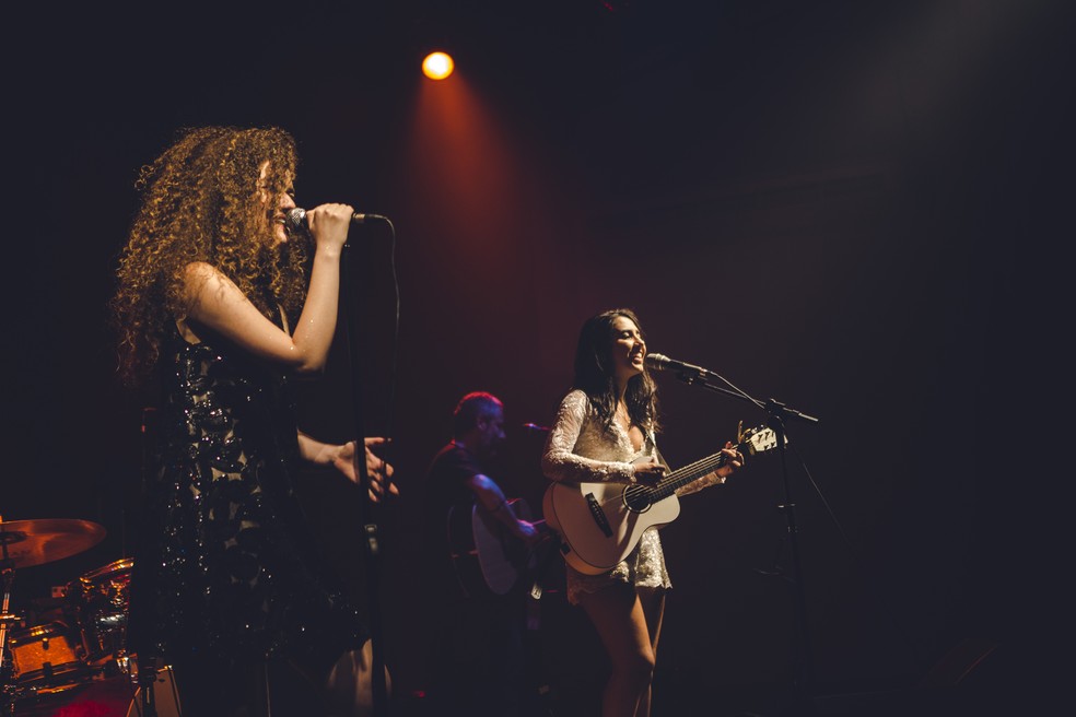 Dupla Anavitória fará show no Campus Festival 2018, em João Pessoa — Foto: Vinícius Cantuares/Divulgação