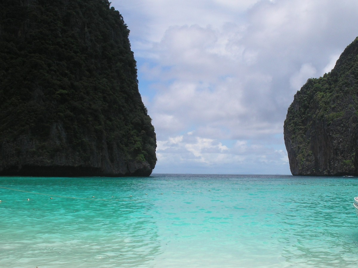 Three years later, Thailand allows visitors to return to Maya Bay famous for the movie “The Beach” |  Community