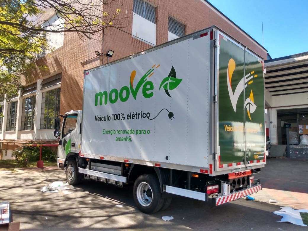 Caminhão elétrico da empresa Mov3
