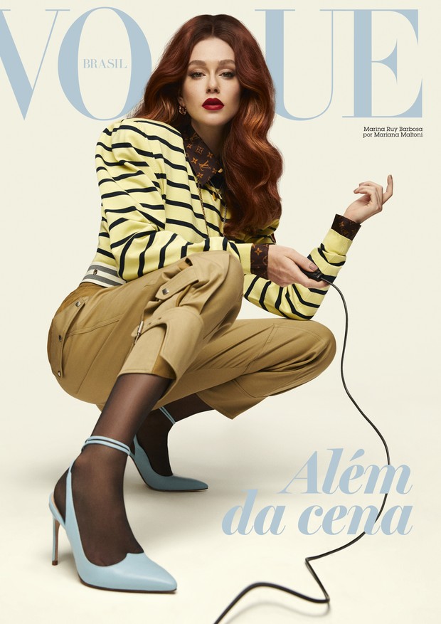 Revista Elle Impressa Volume 11 Capa Marina Ruy Barbosa Fumaça