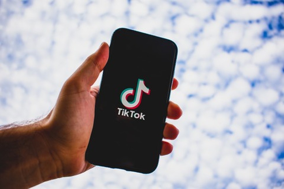 TikTok oferece várias formas de monetização para os usuários — Foto:  Kon Karampelas/Unsplash