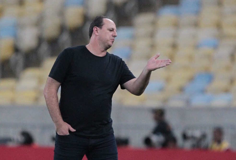 Veja três motivos que justificam a preocupação de Ceni com São Paulo no Brasileirão