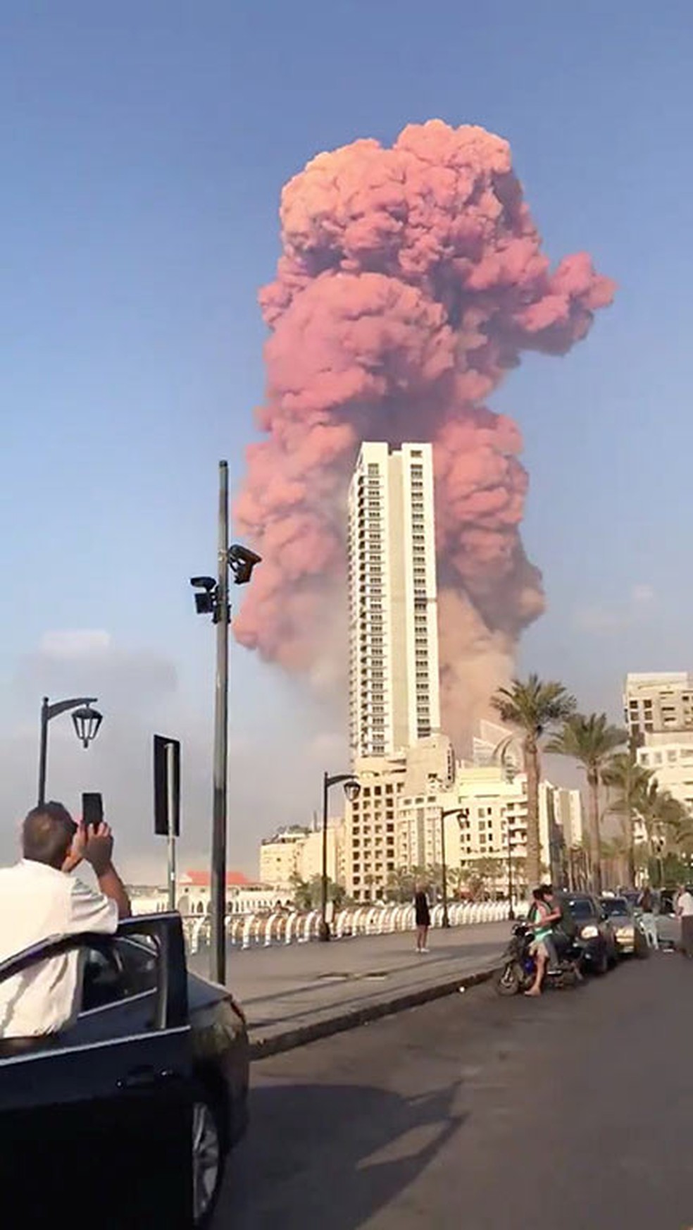 Explosão em Beirute — Foto: Reuters