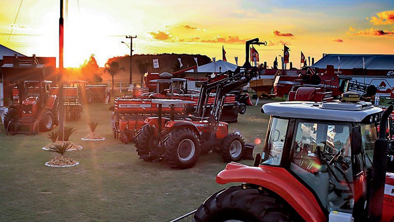 Máquinas expostas na Expodireto, na Show Rural Coopavel (Foto: Divulgação)