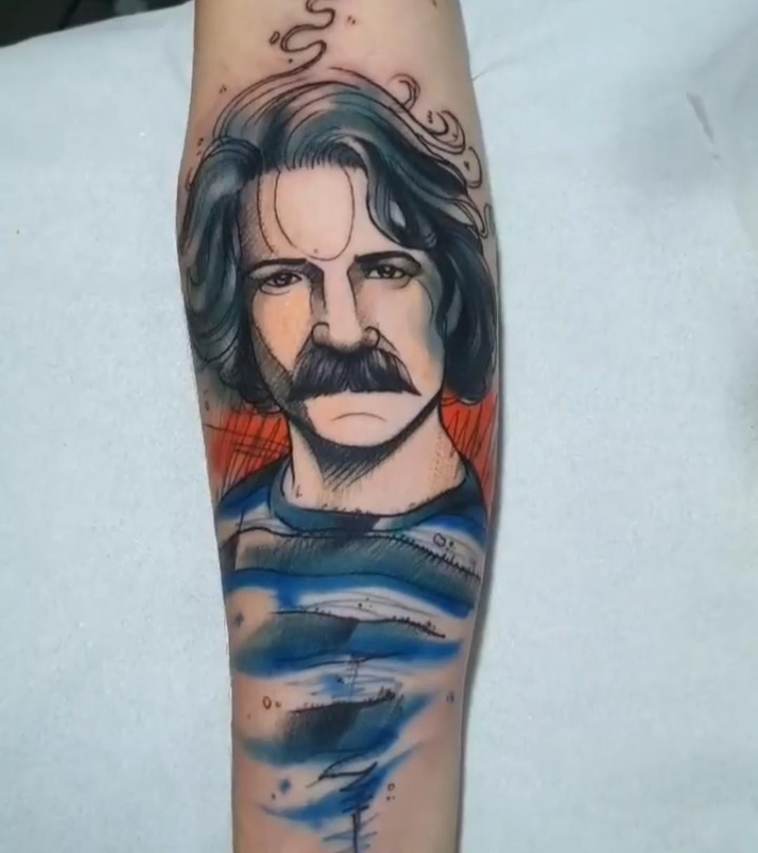Tatuagem em homenagem a Belchior (Foto: Reprodução/Instagram (@rodrigocatuabatattoo))