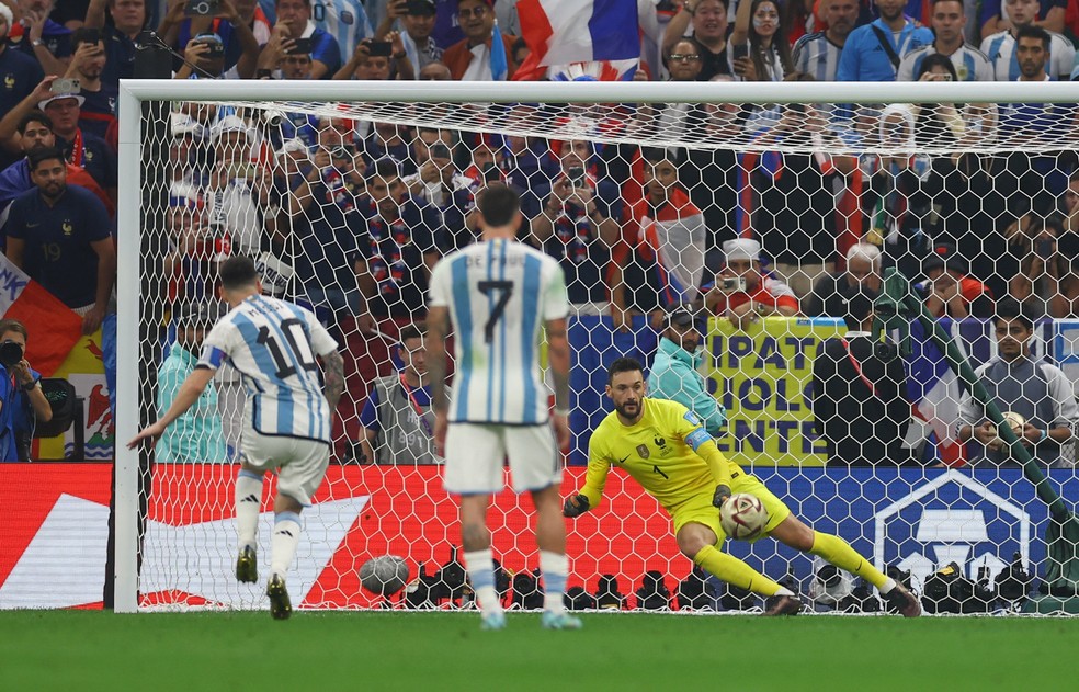Messi gol — Foto: Reuters