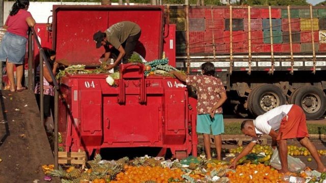 PIB recua em 24 das 27 unidades da Federação em 2020, diz IBGE