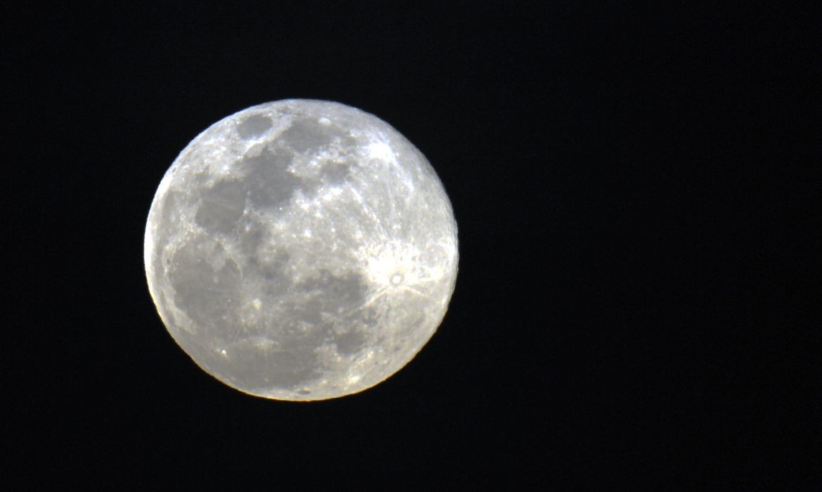 Lua terá fenômeno astrológico em julho (Foto: Marcello Casal Jr/Agência Brasil)