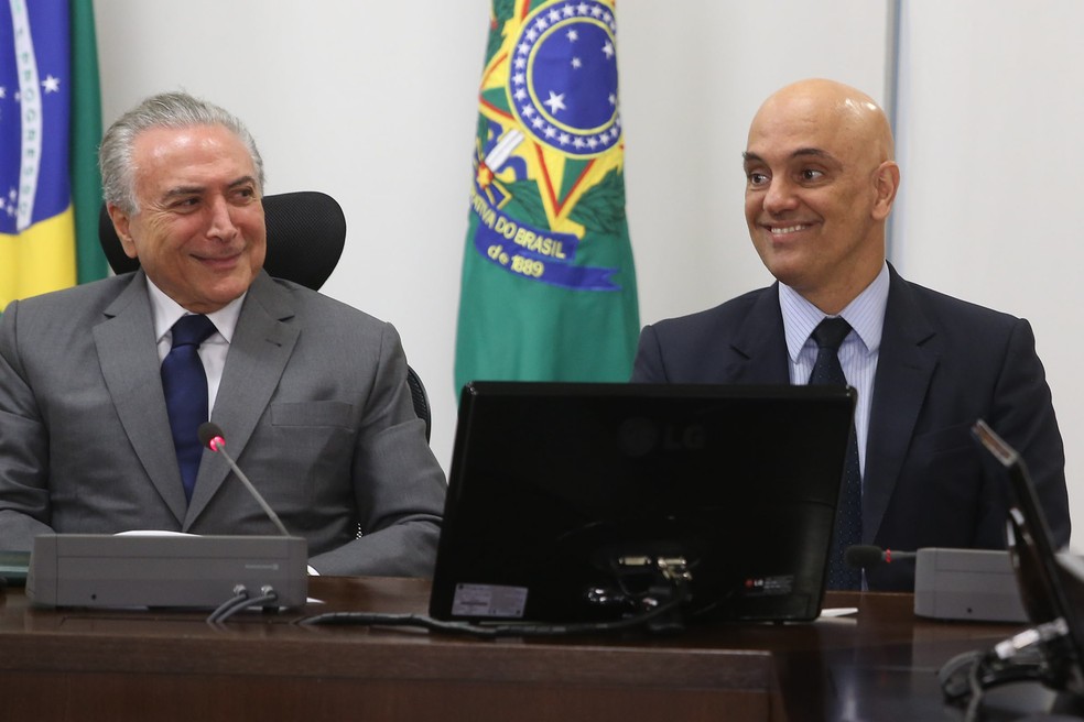 Temer ao lado de Alexandre do Moraes, quando o ministro do STF ainda era ministro da Justiça (Foto: André Dusek/Estadão Conteúdo/Arquivo)