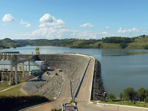 Lago de Furnas já se recuperou em 70% desde 2012 (Foto: Reprodução EPTV)