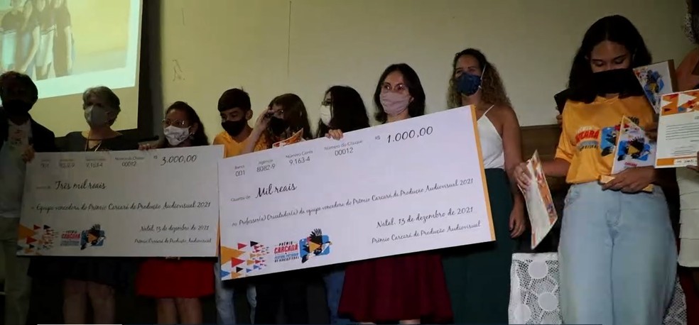 Alunos da escola públicas no Prêmio Carcará — Foto: Reprodução/Inter TV Cabugi