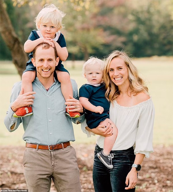 Eliza Fletcher, o marido e seus dois filhos (Foto: reprodução instagram)