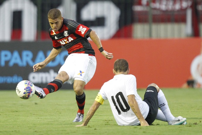 Passa bem: trio do meio se firma e dá novo ritmo ao Flamengo de Muricy
