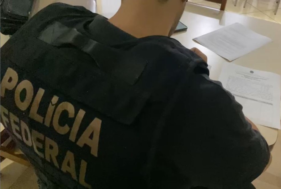 Policial federal cumpre mandados em Valinhos contra fraudes no Auxílio Emergencial — Foto: Polícia Federal/Divulgação