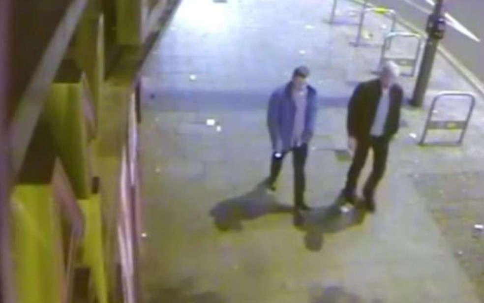 Imagens das câmeras de segurança mostraram Taylor e Port caminhando juntos (Foto: BBC)