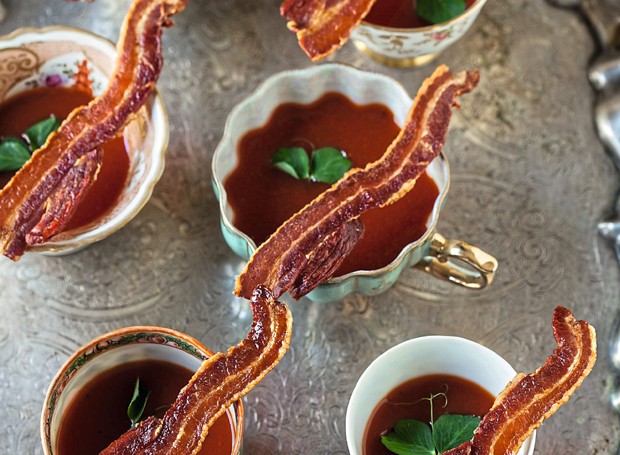 Shots de bloody mary com bacon crocante (Foto: StockFood /Great Stock!)