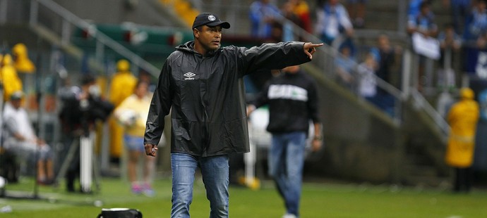 Comentarista diz que classificação do Grêmio ficou improvável: