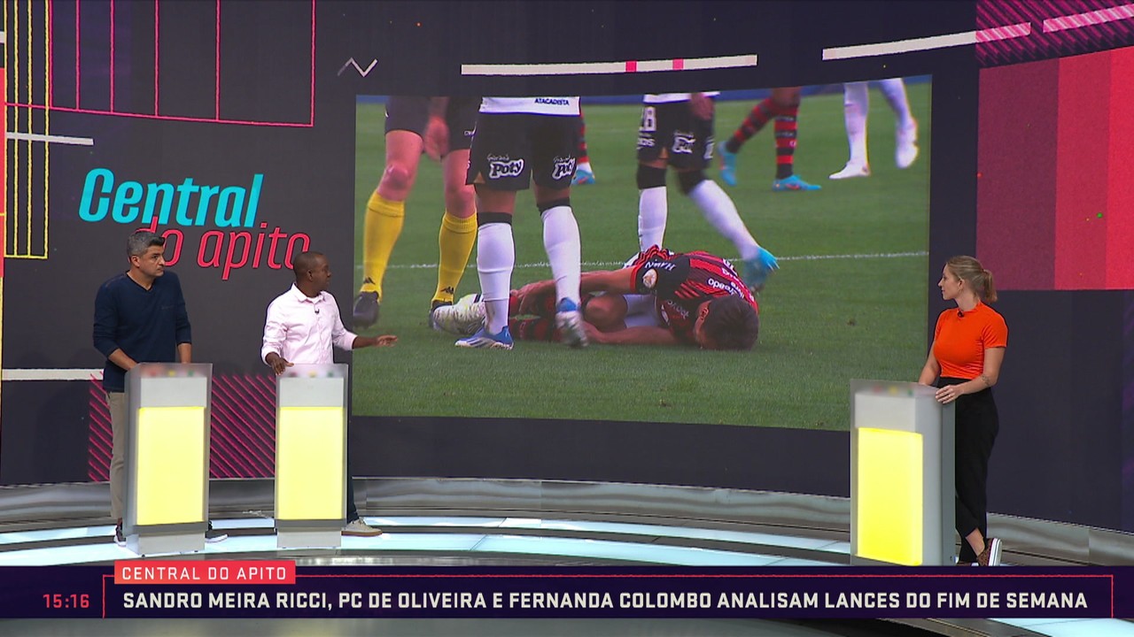 Central do Apito debate pol&ecirc;micas de Corinthians x Flamengo pela 16&ordf; rodada do Brasileir&atilde;o