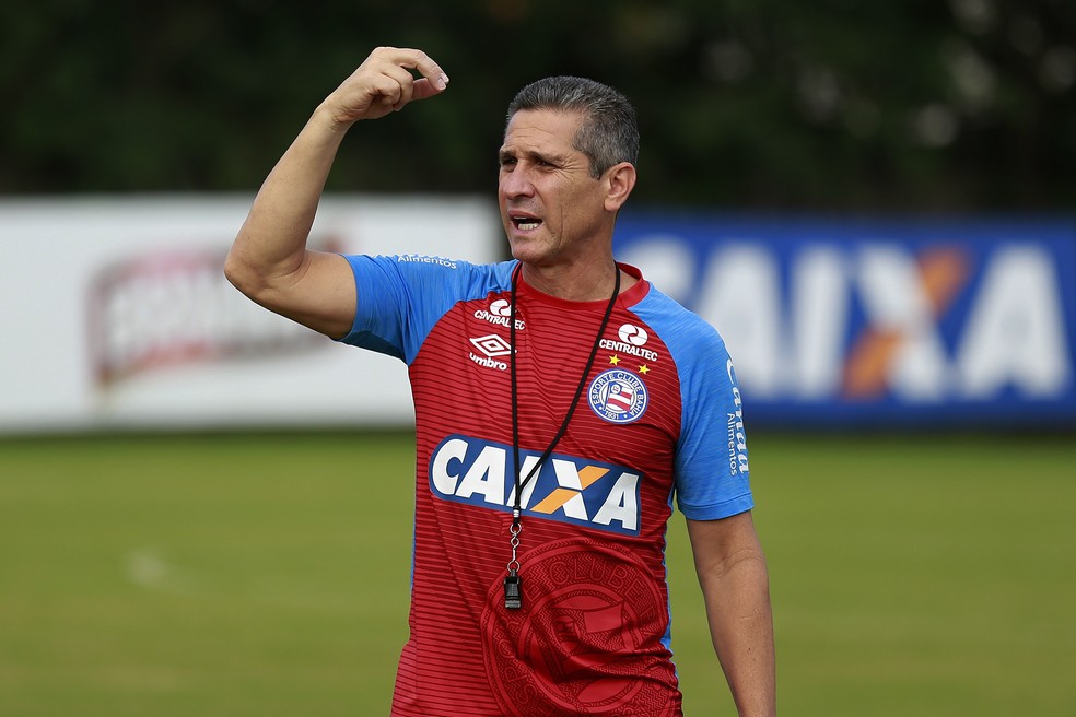 Jorginho foi a aposta do Bahia para substituir Guto no ano passado, mas não conseguiu ter sucesso (Foto: Felipe Oliveira / Divulgação / EC Bahia)