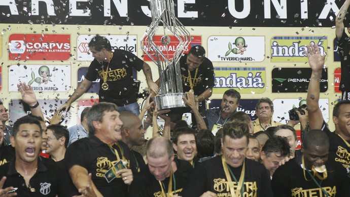Com empate emocionante, Ceará conquista tetracampeonato estadual (Foto: Bruno Gomes/ Agência Diário )