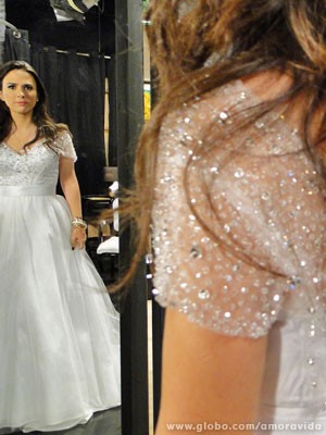 Os cristais do vestido (Foto: Amor à Vida / TV Globo)