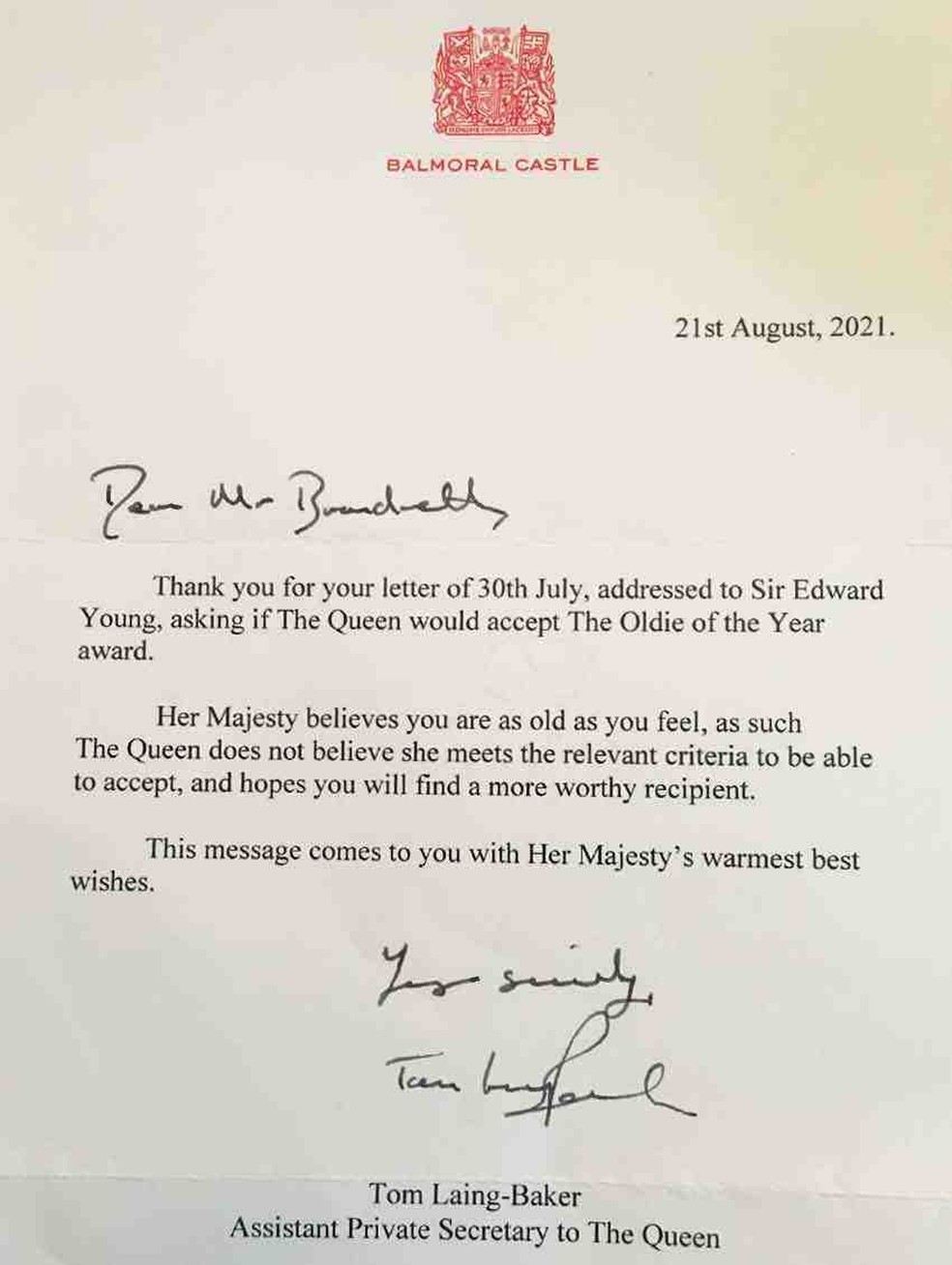 Carta assinada pelo secretário da rainha Elizabeth II para a revista Oldie — Foto: Reprodução/Oldie