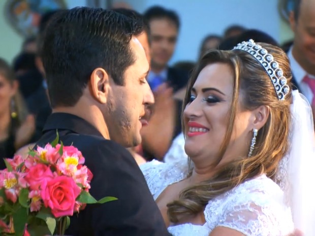Casal Casamento Ernestina RS (Foto: Reprodução/RBS TV)