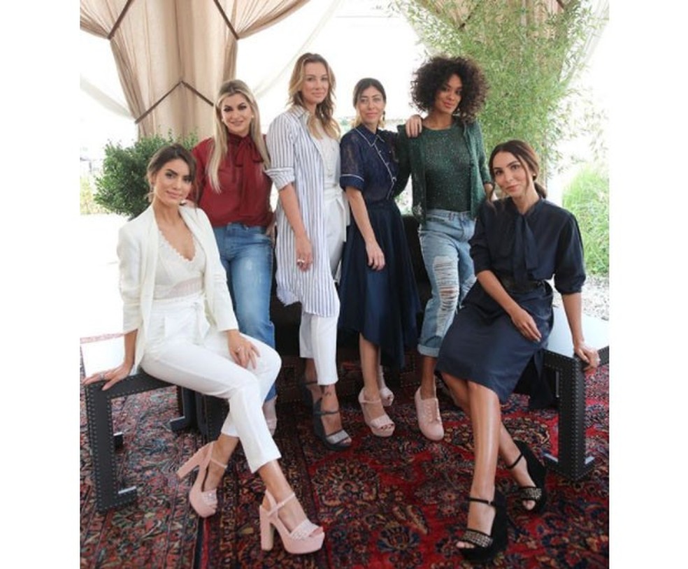Com convidadas fashionistas lan amento da Azaleia by Clau