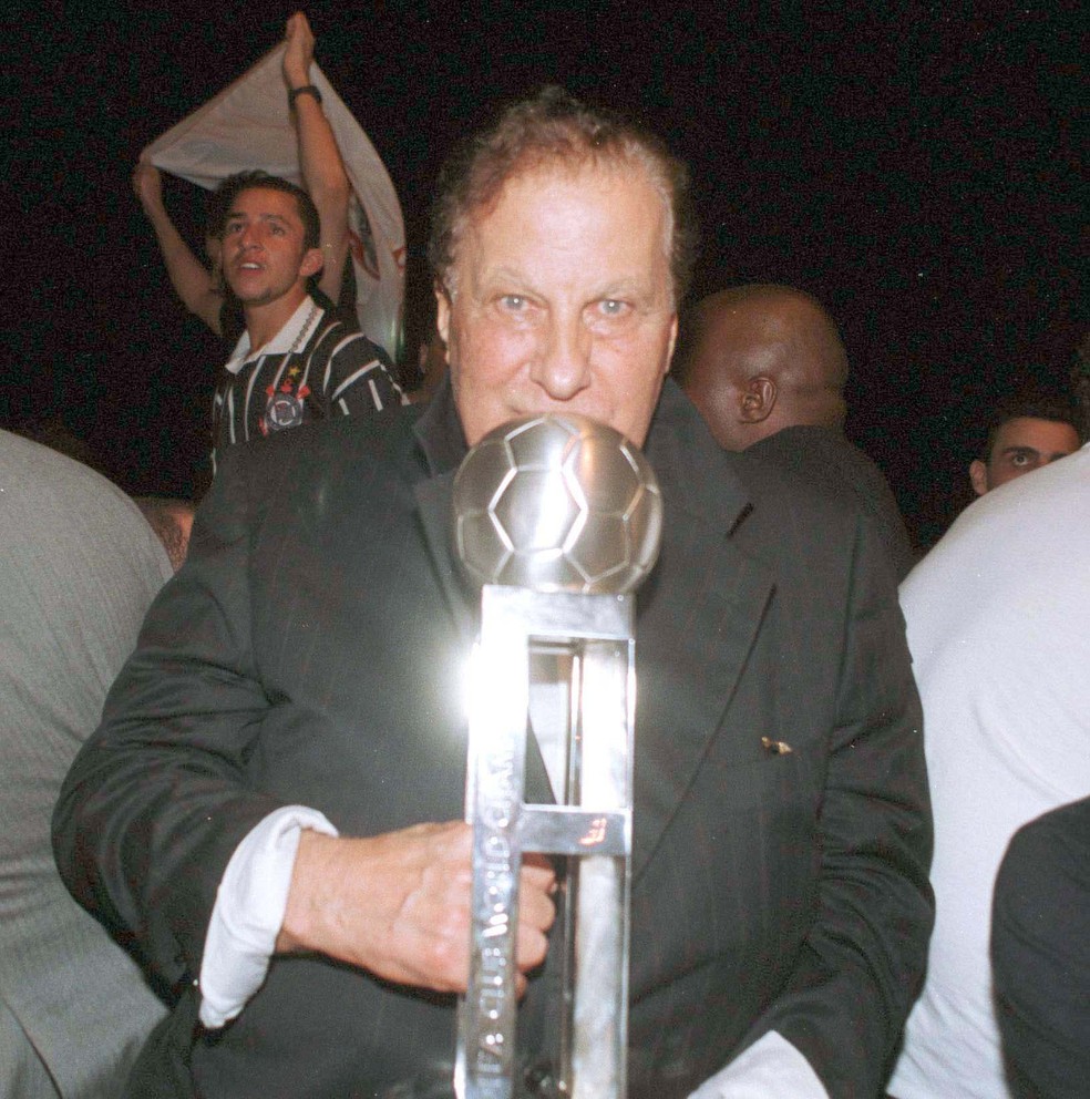 LUTO! Morre Alberto Dualib, ex-presidente do Corinthians, aos 101 anos