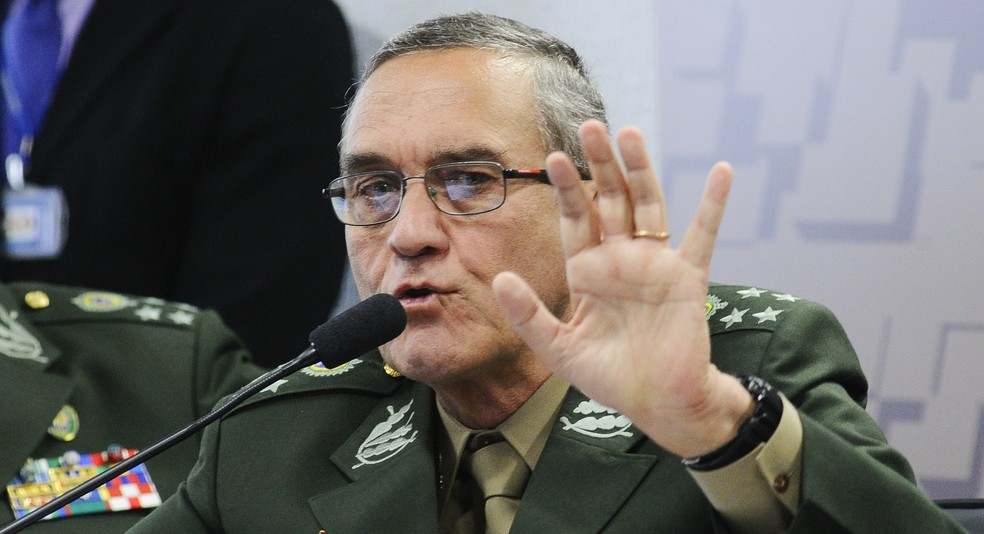 O comandante do ExÃ©rcito, general Eduardo Dias da Costa Villas BÃ´as (Foto: Geraldo Magela/AgÃªncia Senado)