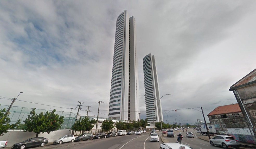'Torres Gêmeas' ficam no Centro do Recife — Foto: Reprodução/Google Street View