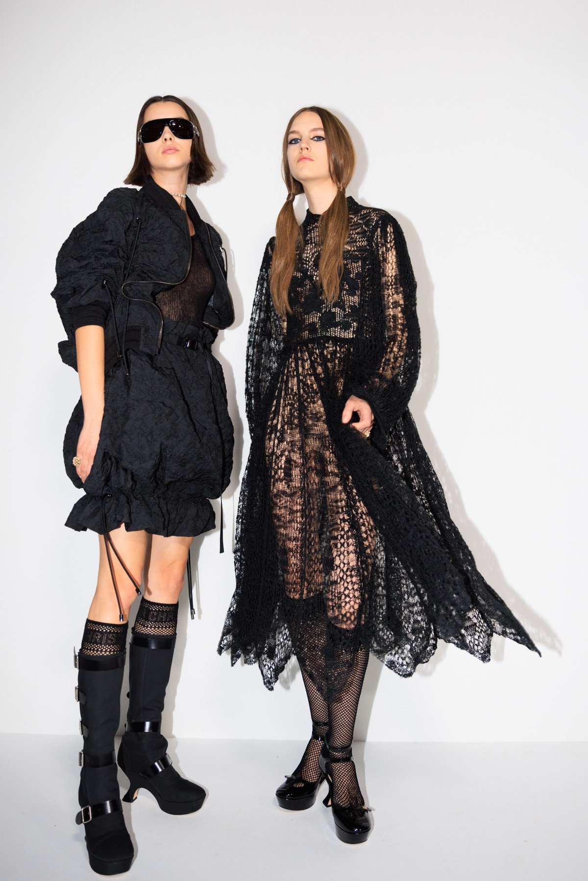 Renda é a tendência da vez no verão 2023 | Moda | Vogue