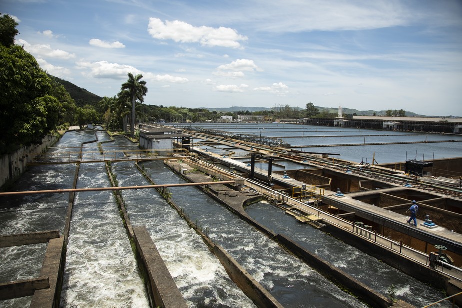Cedae investiu R$ 28,5 milhões em tecnologia para evitar problemas com geosmina na água captada no Rio Guandu.