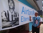 Airton Pavilhão 
ganha faixa
de sua família (Gabriel Cardoso / GLOBOESPORTE.COM)