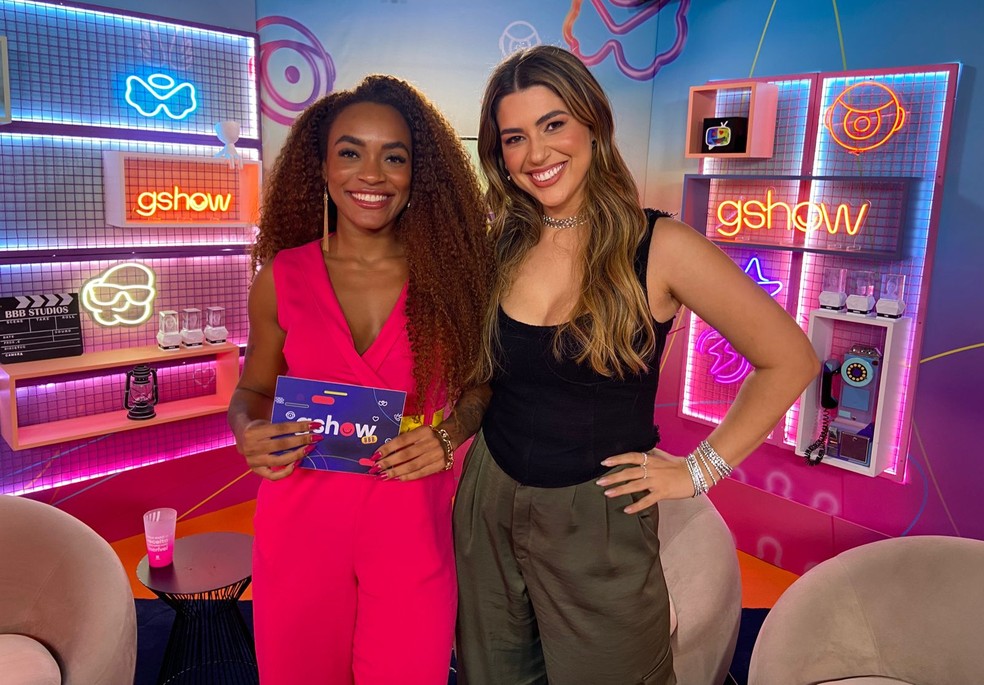 Patricia Ramos e Vivian Amorim comandam o Bate-Papo BBB &mdash; Foto: gshow