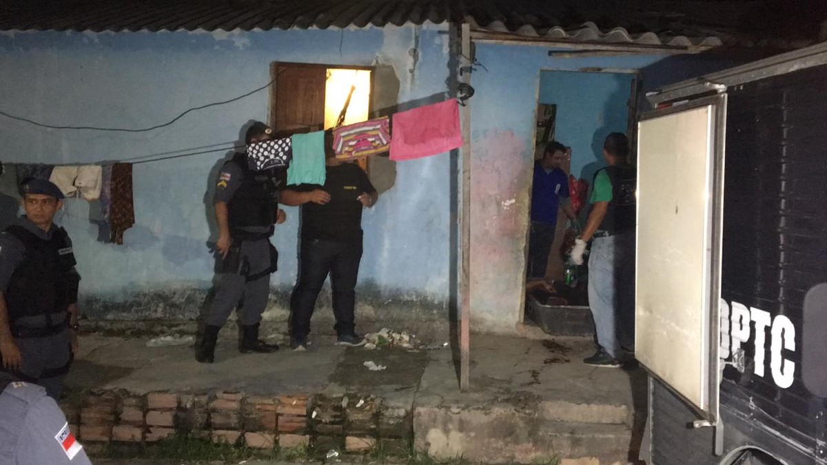 Cinco pessoas da mesma família são mortas a tiros em Manaus; polícia investiga briga entre grupos criminosos - G1