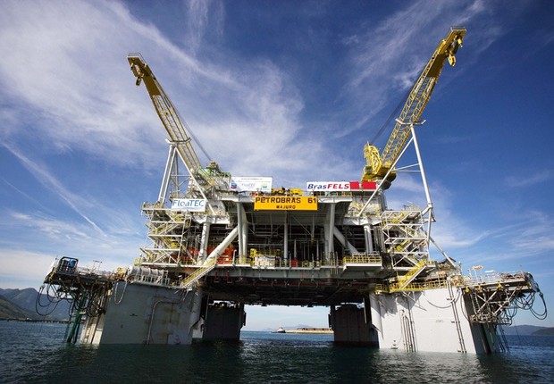 Plataforma de exploração do pré-sal ; petróleo ;  (Foto: Pércio Campos/Agência Petrobras)