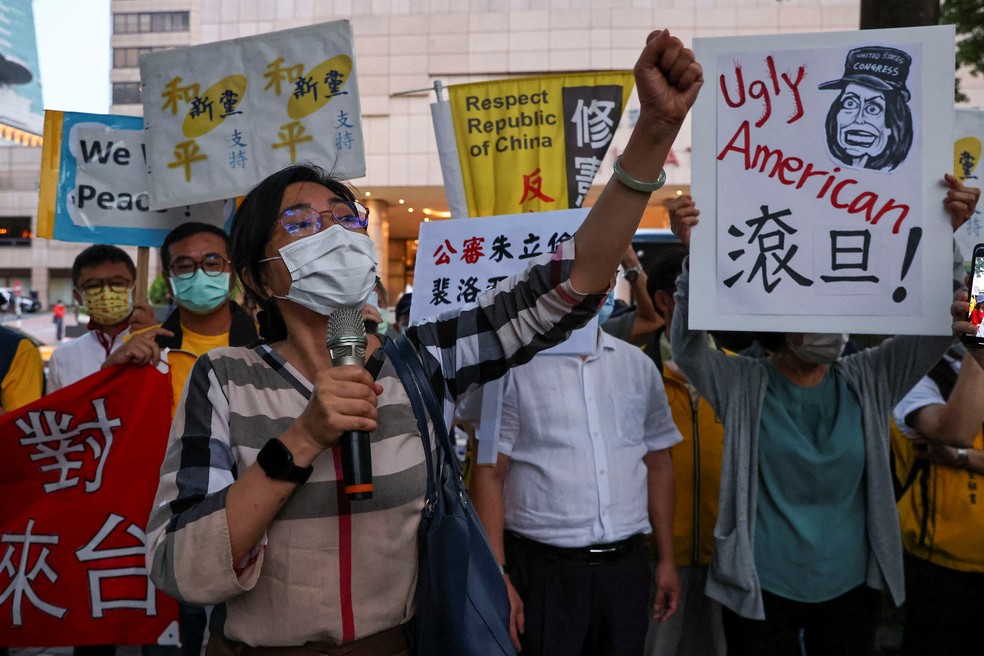 Protesto contra a visita da presidente da Câmara dos Deputados dos EUA, Nancy Pelosi, em Taipei, em 2 de agosto de 2022. — Foto: Ann Wang/Reuters