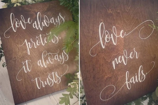 Placas decorativas no casamento de Jennifer Lopez e Ben Affleck: 'O amor sempre protege, sempre confia' e 'o amor nunca falha'   (Foto: Reprodução/Instagram)
