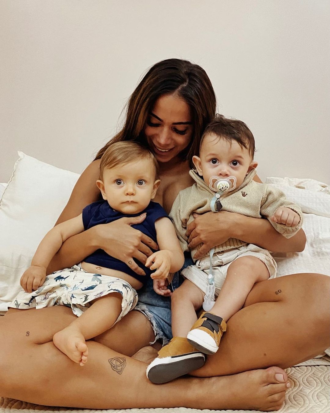 Anitta posa com os sobrinhos e seguidores especulam: Sinto alguém com vontade de formar própria família (Foto: Reprodução/Instagram)
