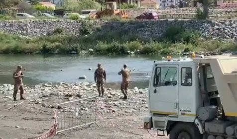 bomba encontrada em rio italiano (Foto: Reprodução/Twitter)