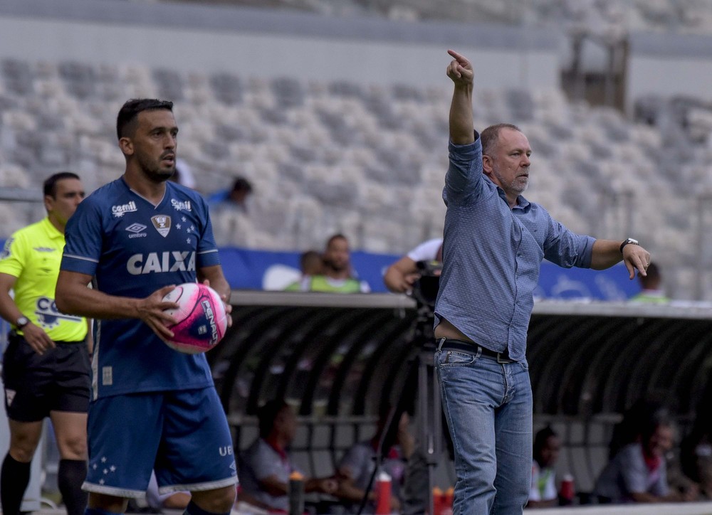 Em reencontro, Cruzeiro e Grêmio fazem duelo de campeões e contam com espiões