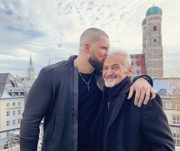 Florian Munteanu e o pai (Foto: Reprodução Instagram)