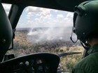 Fogo continua a queimar vegetação de reserva em Sooretama, ES