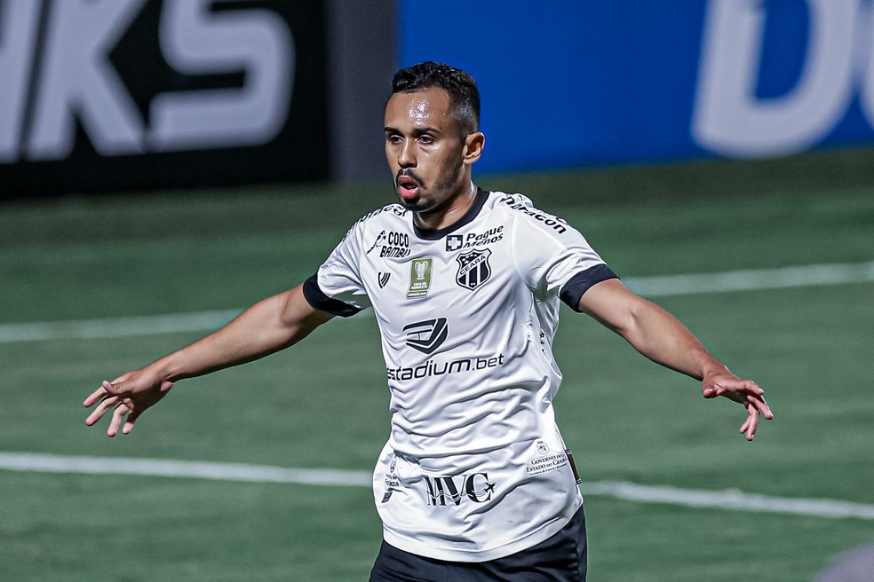 Sul Americana Apos Vitoria Fortaleza Aparece Com 36 2 De Chances Ceara Tem 95 9 Brasileirao Serie A Ge