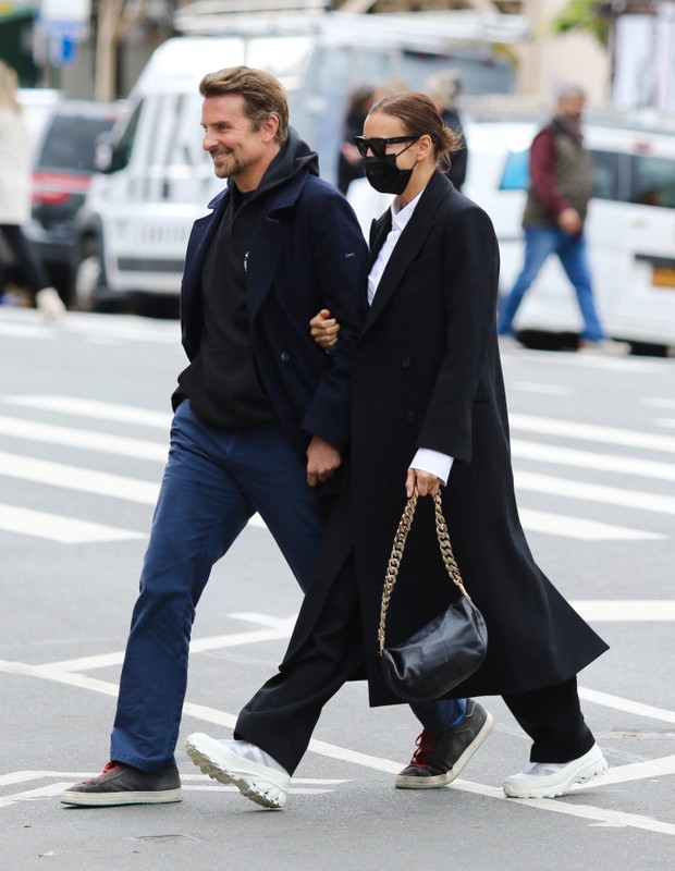 Bradley Cooper e Irina Shayk (Foto: The Grosby Group)