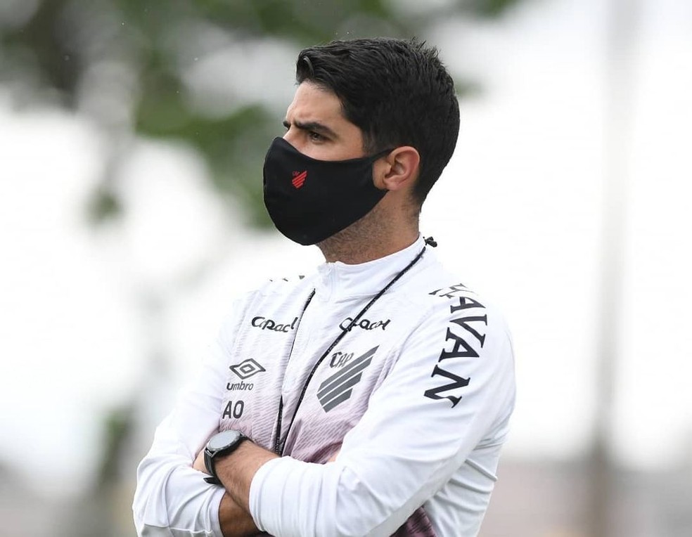 António vai comandar o Athletico em Sul-Americana, Copa do Brasil e Brasileirão — Foto: Athletico